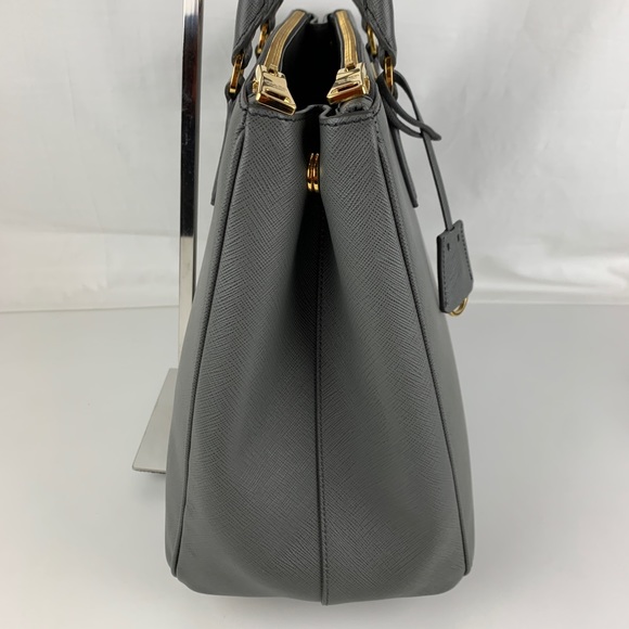 New Prada Italian Galleria Large Double Zip Tote - Picture 6 of 8